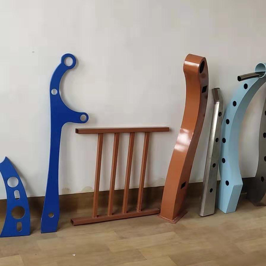钢板立柱