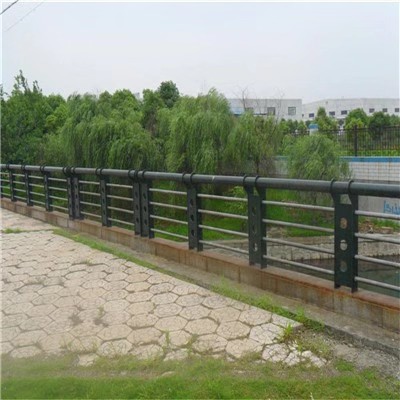 防撞护栏