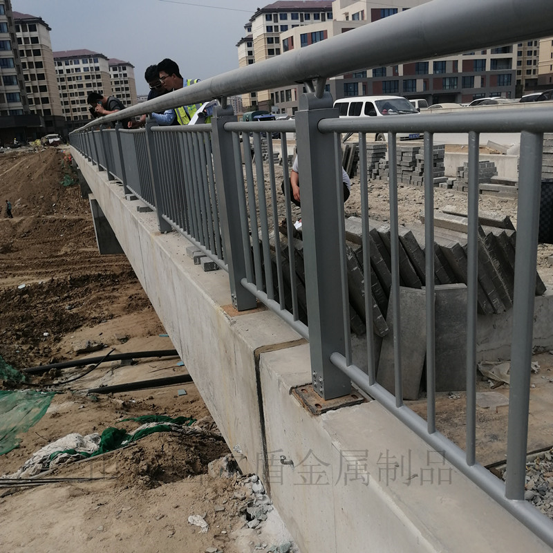 铝合金护栏